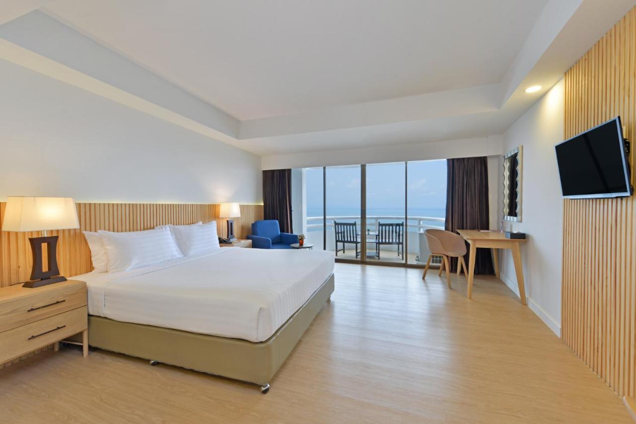 D Varee Jomtien Beach, Pattaya מראה חיצוני תמונה
