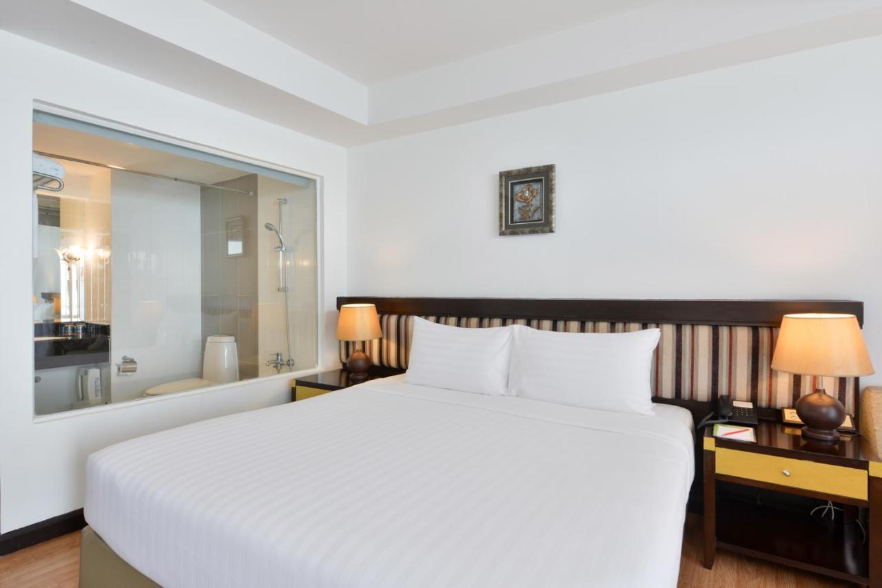 D Varee Jomtien Beach, Pattaya מראה חיצוני תמונה A bedroom at the hotel