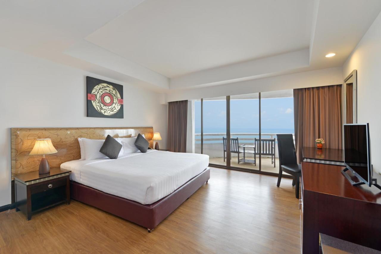 D Varee Jomtien Beach, Pattaya מראה חיצוני תמונה Deluxe Ocean View