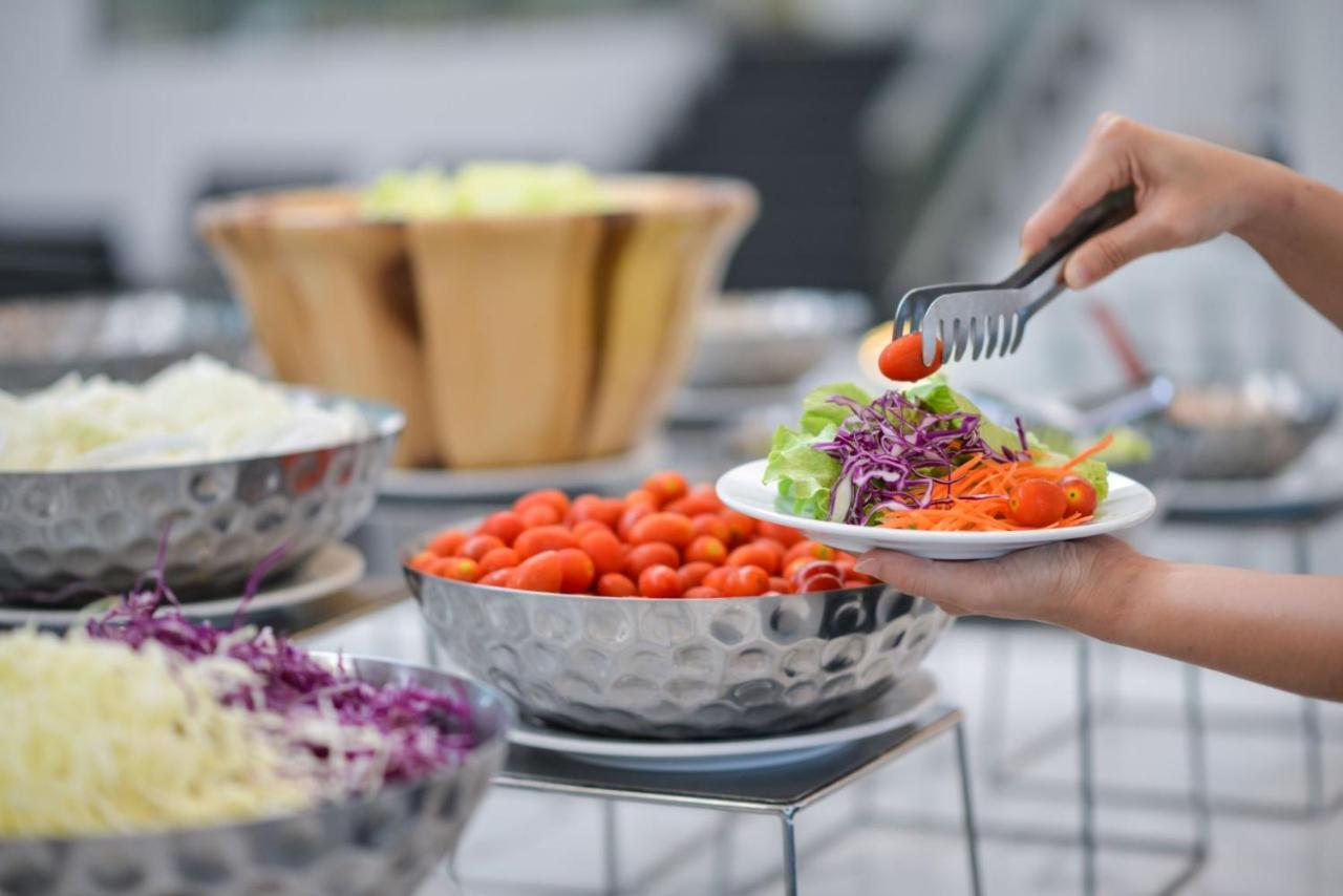 D Varee Jomtien Beach, Pattaya מראה חיצוני תמונה Salad bar